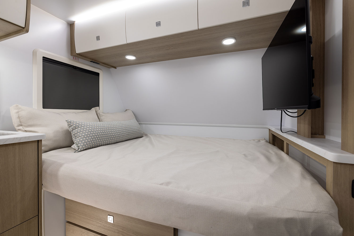 Pause Rv Overlander Modèles Pause Overland WBA - VR tout terrain premium